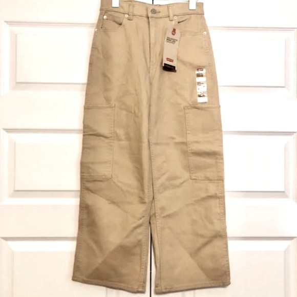 NWT LEVI'S High-Waisted Wide Leg Jean Crop Pant Khaki/Tan 26 - Picture 3 of 7